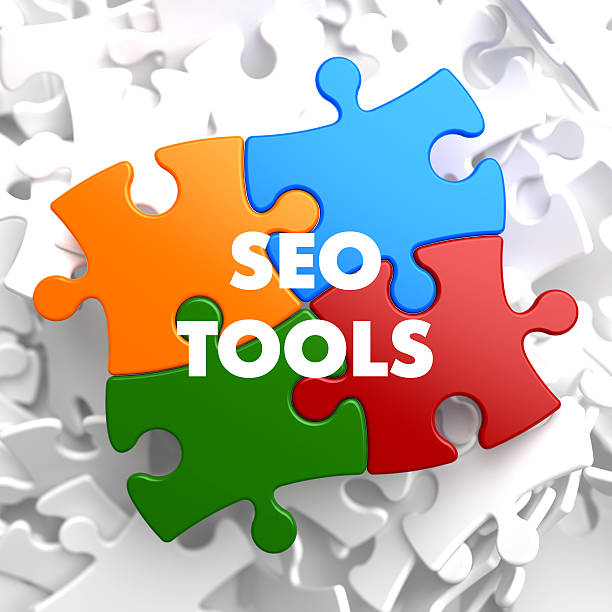 Illustration of top free Google SEO tools in 2025 with icons like Search Console, Analytics, and PageSpeed Insights helping improve website rankings.